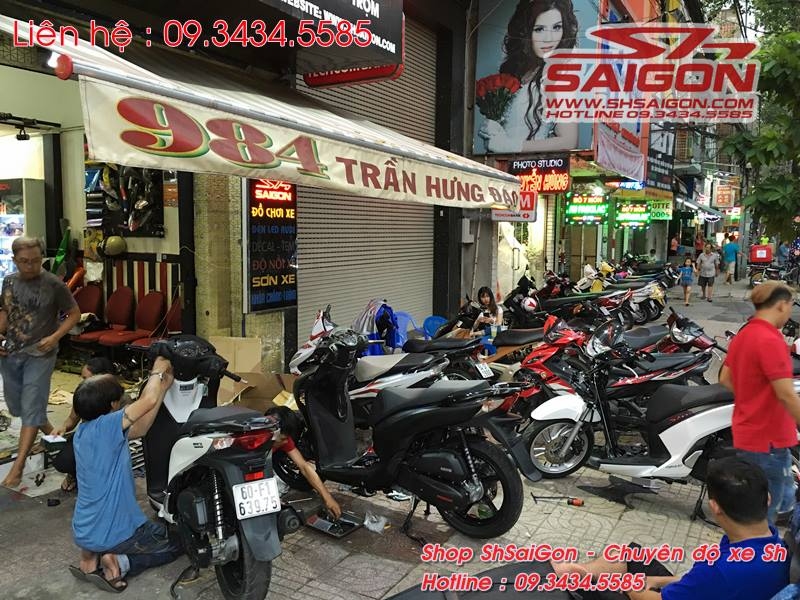 ĐỘ ÁO Ý FULL VỎ NHỰA+ĐÈN HẬU+MÂM 5 CÂY Ý CHO XE SH VIỆT