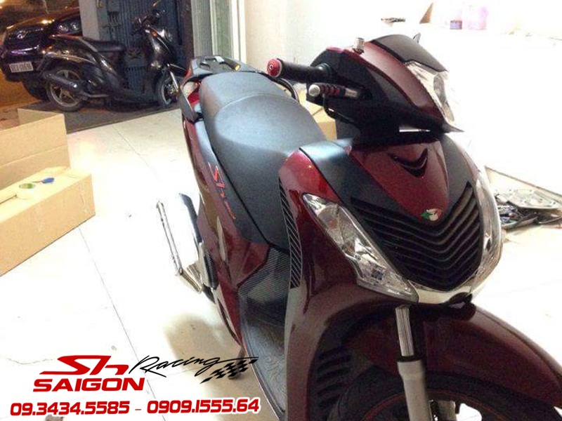 HONDA SH VIET NAM LEN DO CHOI TRANG TRI VOI BO DAN AO TRUOC CHE KIEU SH ITALIA