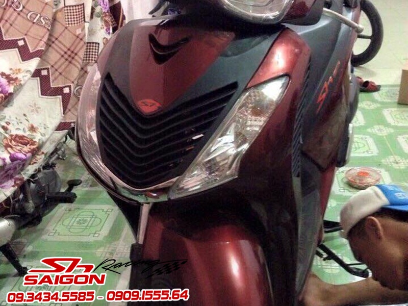 HINH ANH HONDA SH VIET NAM DO DAN AO KIEU SH ITALIA TAI CUA HANG TRUNG DECAL - DO CHOI TRANG TRI DO XE SH VIET NAM 10 of 30 ×
