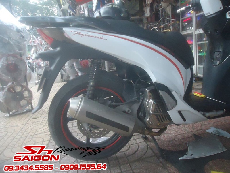 DO CHOI XE SH VIET NAM - OP NEP SUON SAU KIEU SH ITALIA - DO DAN AO SH Y 2010