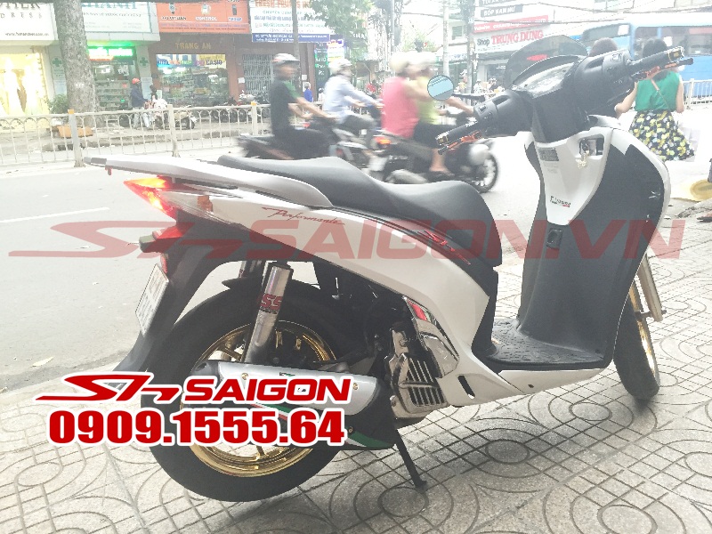 XE SH 2015 MÀU TRẮNG ĐỘ MÂM SƠN MẠ CROM MÀU VÀNG ĐỒNG ĐẲNG CẤP TẠI SH SÀI GÒN